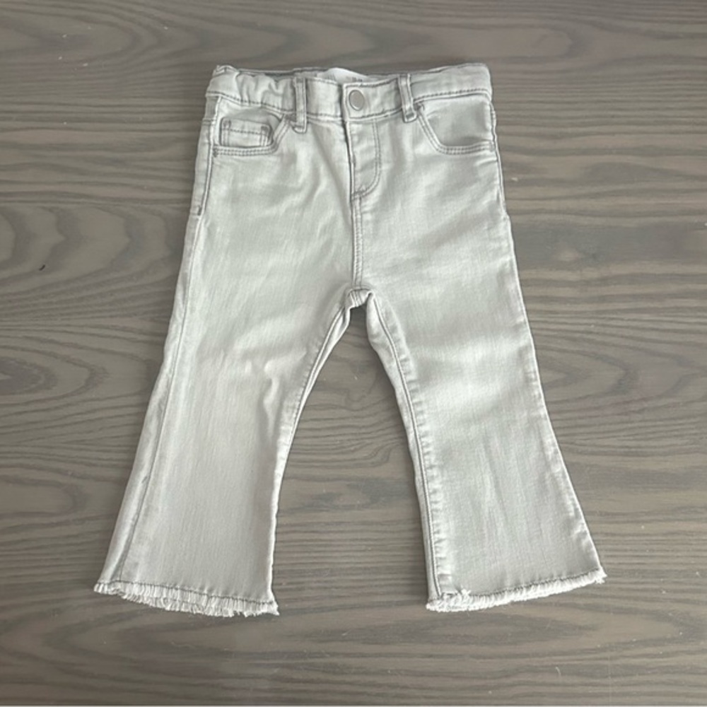 ZARA BABY GIRL FLARED JEANS WITH FRAYED HEM